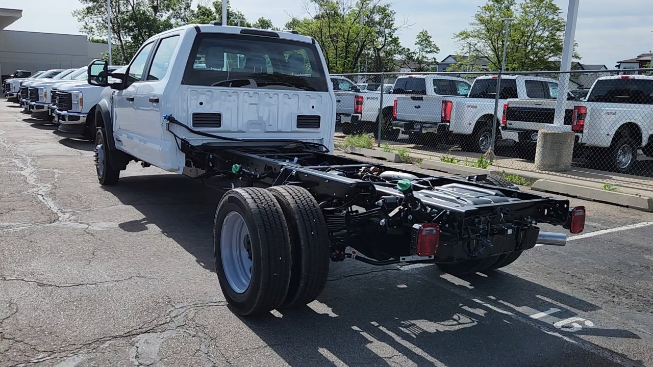 New 2025 Ford F550 4x4 Crew Cab image 6