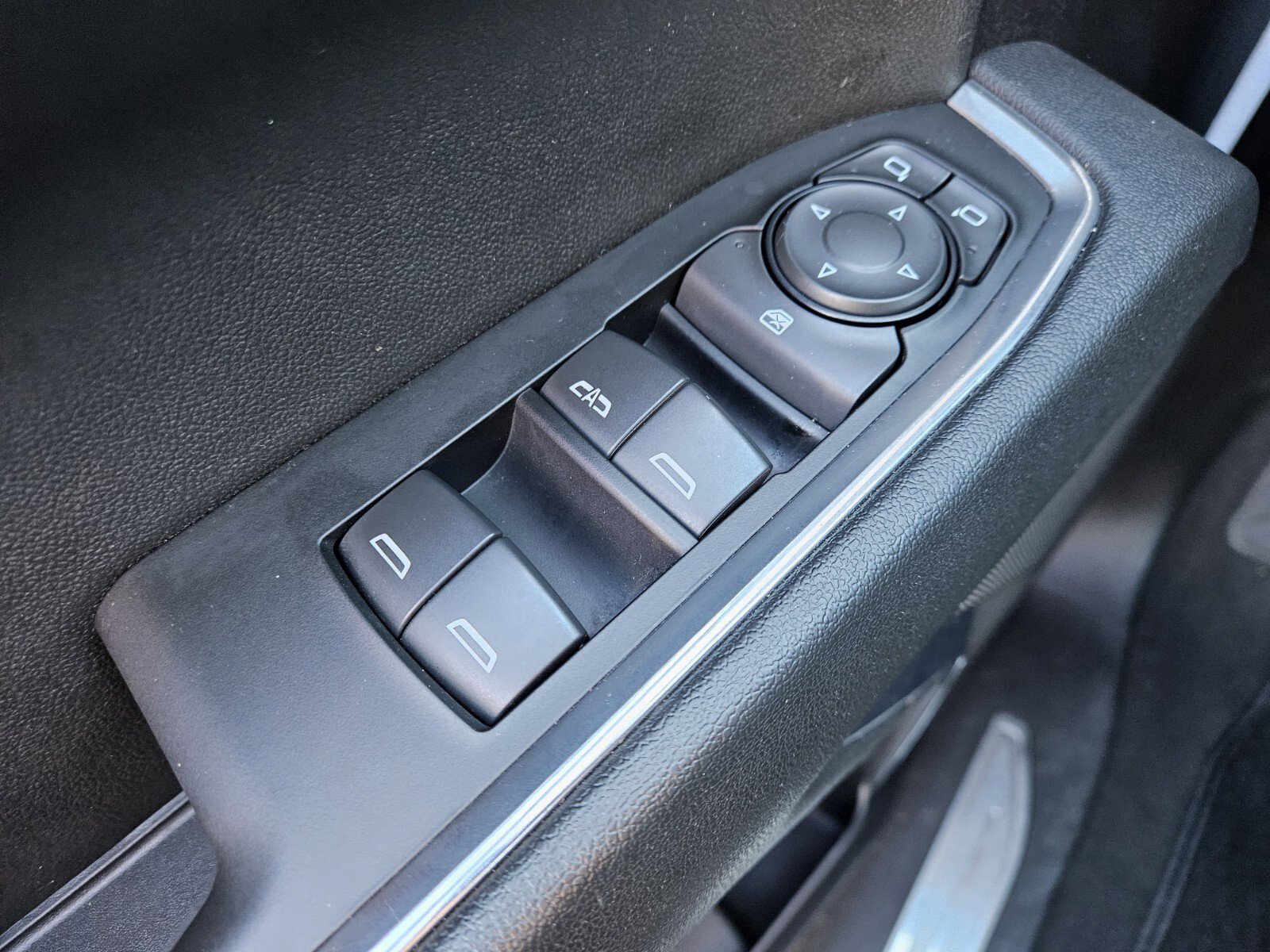 Used 2024 Chevrolet Silverado 1500 LT w/ Protection Package image 30