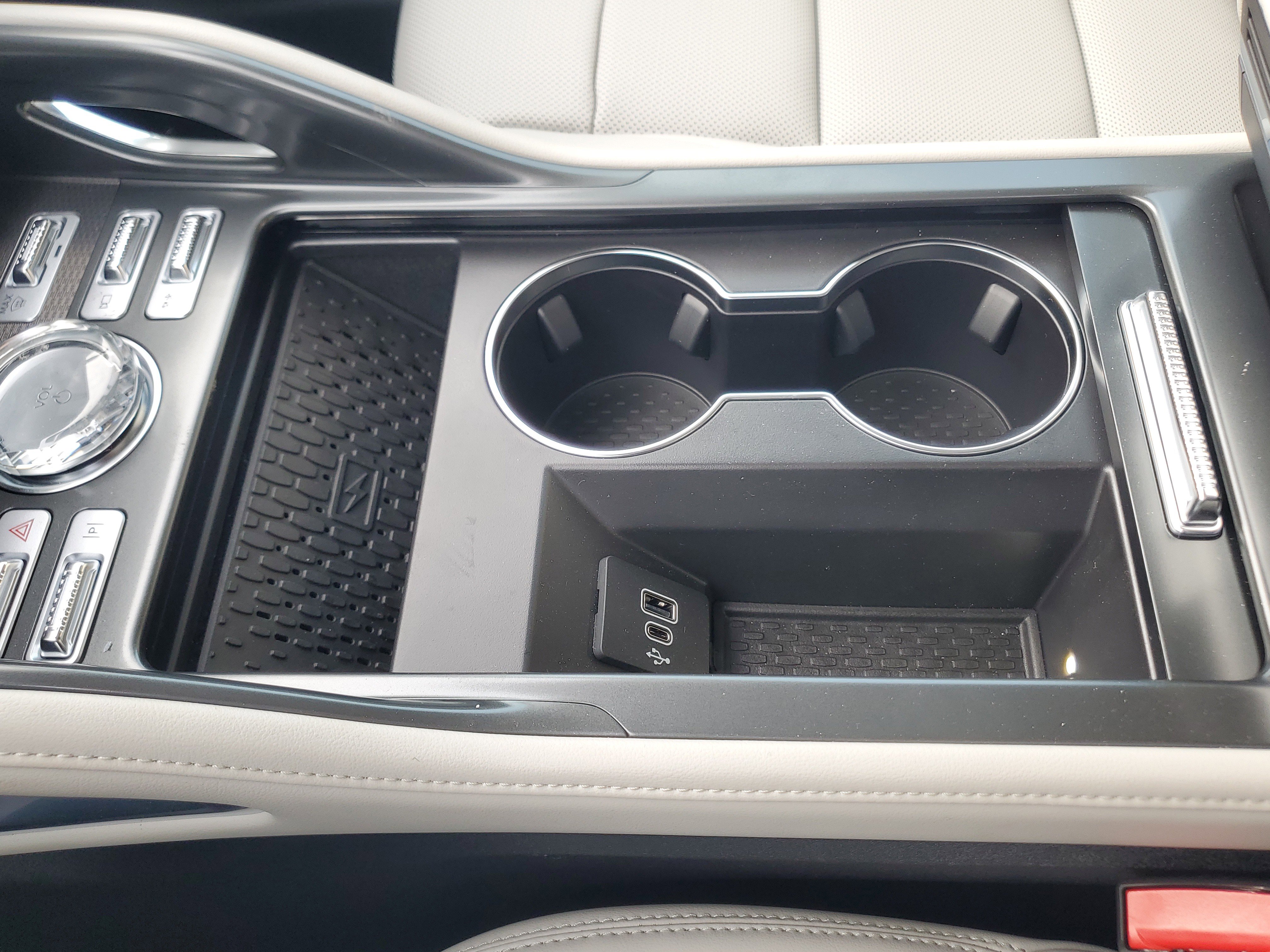 New 2026 Lincoln Nautilus Premier w/ Equipment Group 102A image 27