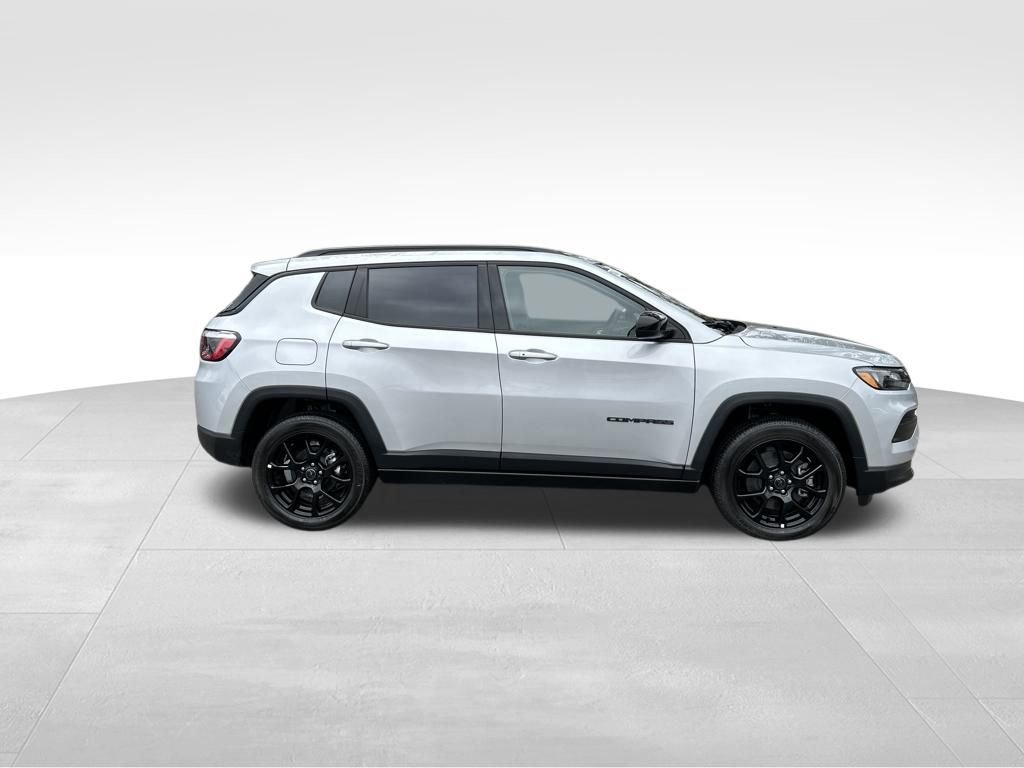 New 2026 Jeep Compass Latitude w/ Quick Order Package 29K image 8
