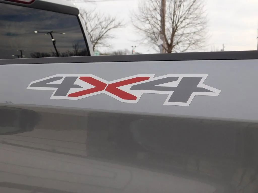 Used 2024 Chevrolet Silverado 1500 LT w/ Protection Package image 10