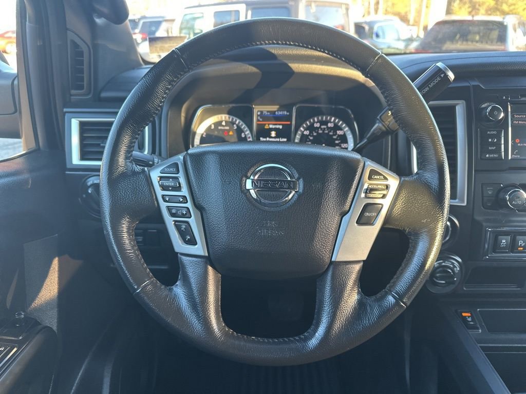 Used 2019 Nissan Titan SV w/ SV Convenience Package image 20