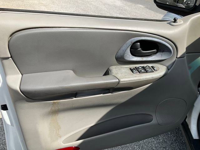 Used 2004 Chevrolet TrailBlazer LS w/ LS Preferred Equipment Group image 6