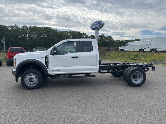 New 2026 Ford F550 4x4 Supercab Super Duty image 4