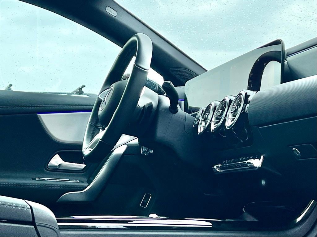 Certified 2026 Mercedes-Benz CLA 250 4MATIC image 14