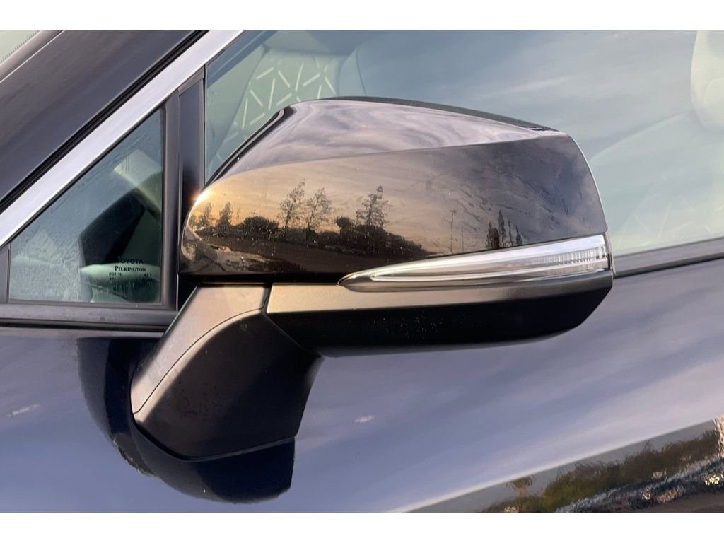 Used 2021 Toyota RAV4 XLE w/ Carpet Mat Package (TMS) image 50