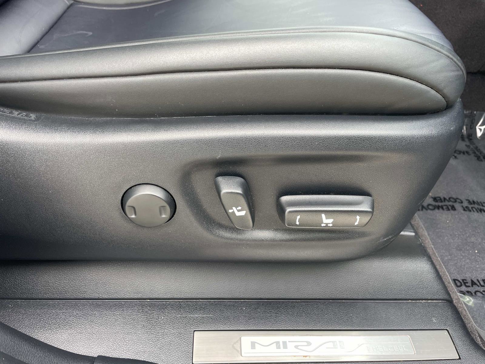 Used 2019 Toyota Mirai image 22