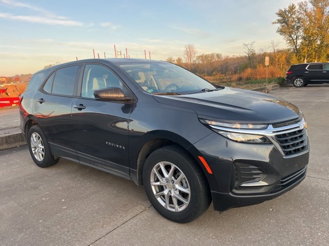 Used 2022 Chevrolet Equinox LS w/ LS Convenience Package