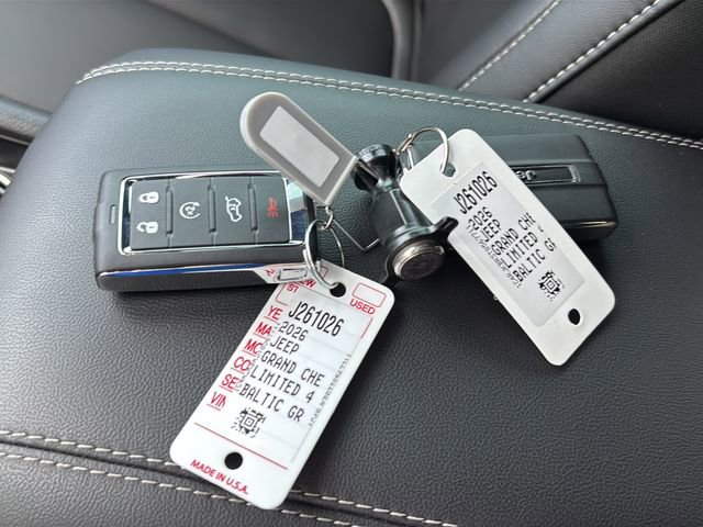 New 2026 Jeep Grand Cherokee L Limited w/ Limited Altitude Package image 44