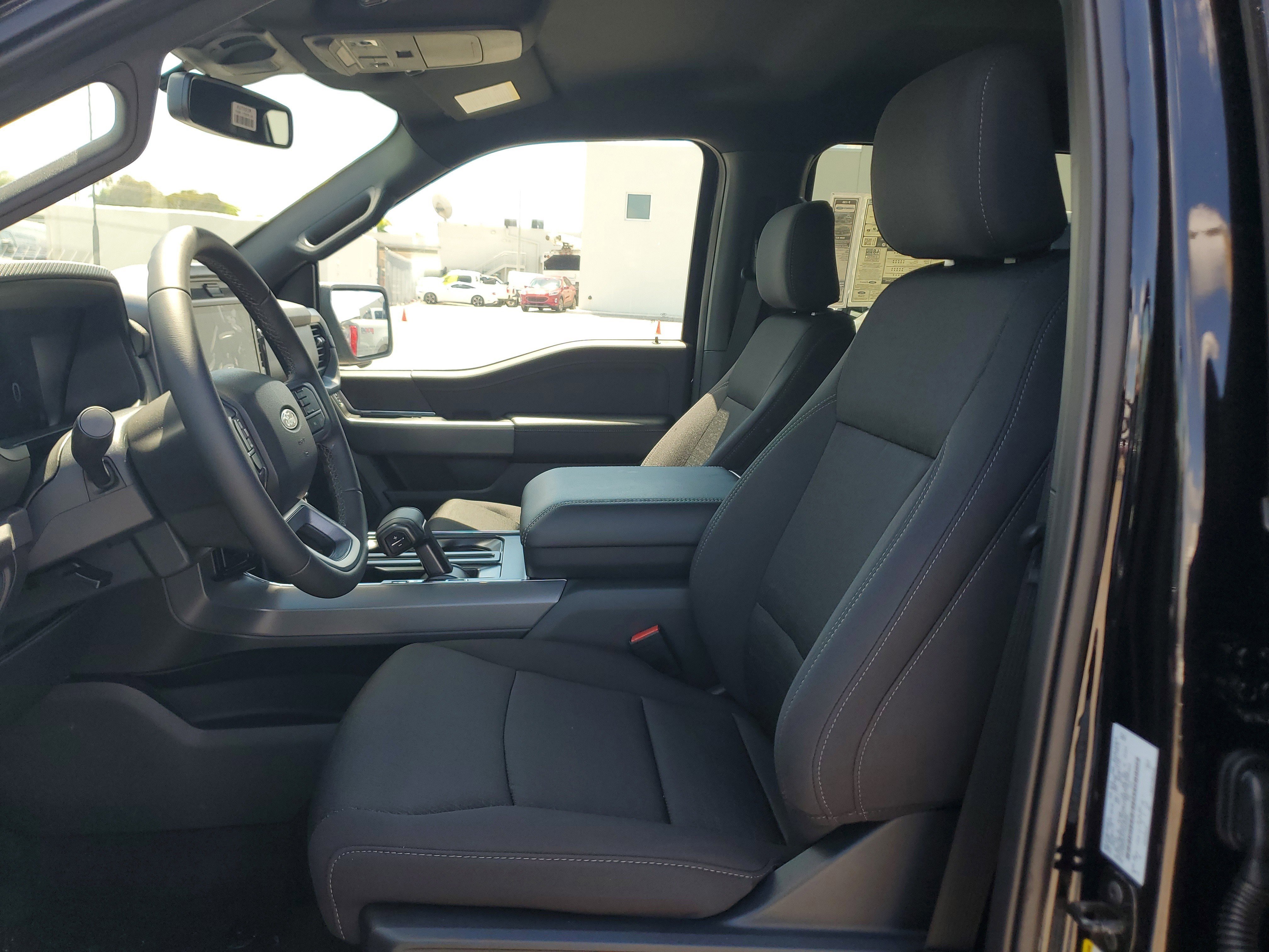 New 2026 Ford F150 XLT w/ Equipment Group 302A MID image 9