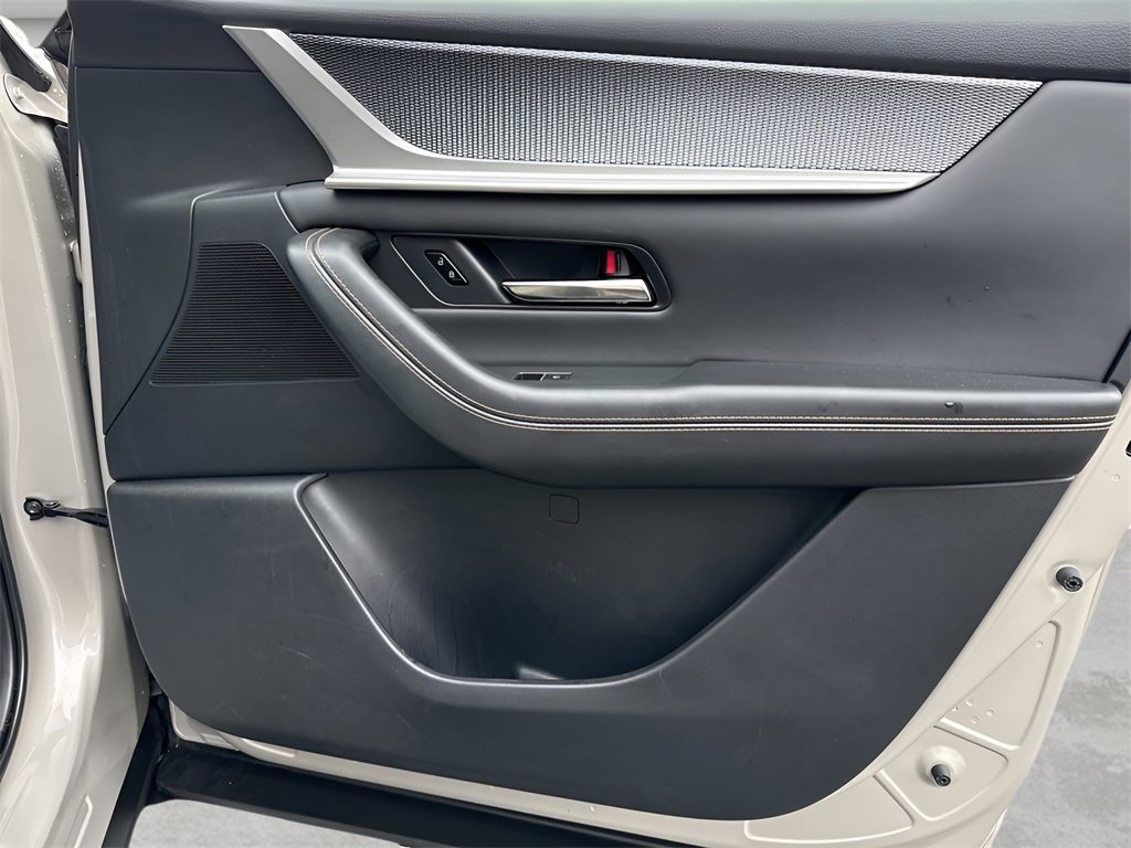 Used 2025 MAZDA CX-90 3.3 Turbo w/ Preferred Package image 9