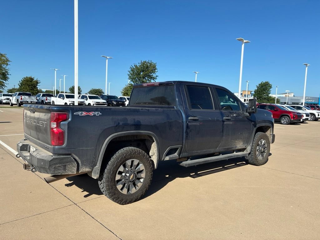 Used 2022 Chevrolet Silverado 2500 Custom w/ Custom Value Package AWD/4WD image 4