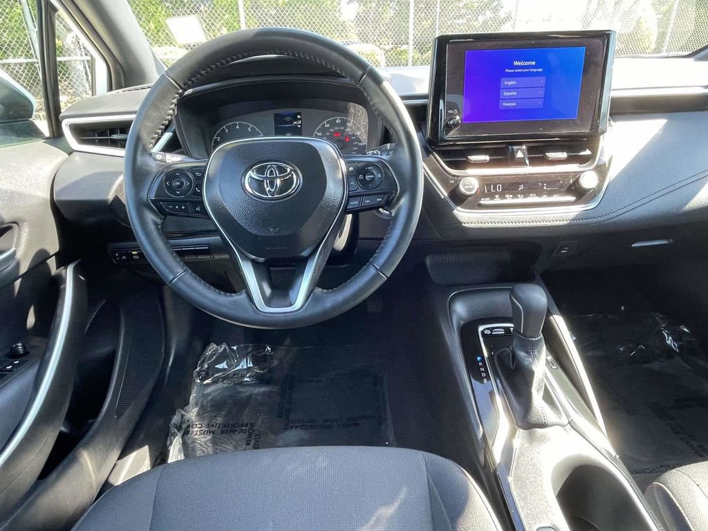 Used 2025 Toyota Corolla SE FWD image 13