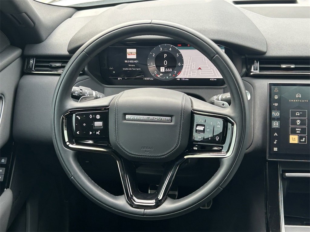 Used 2025 Land Rover Range Rover Velar Dynamic SE image 42