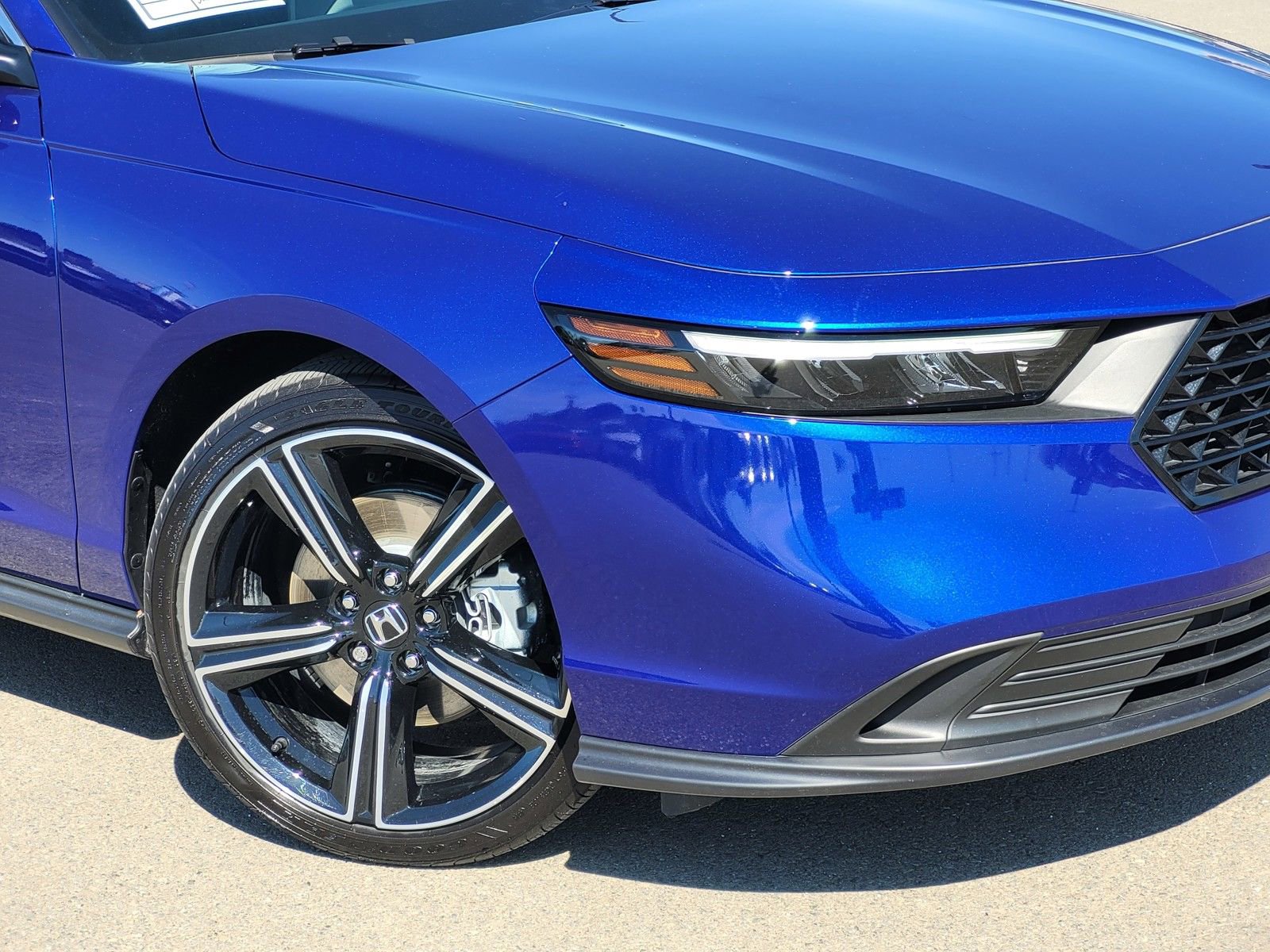 Certified 2025 Honda Accord Sport image 3