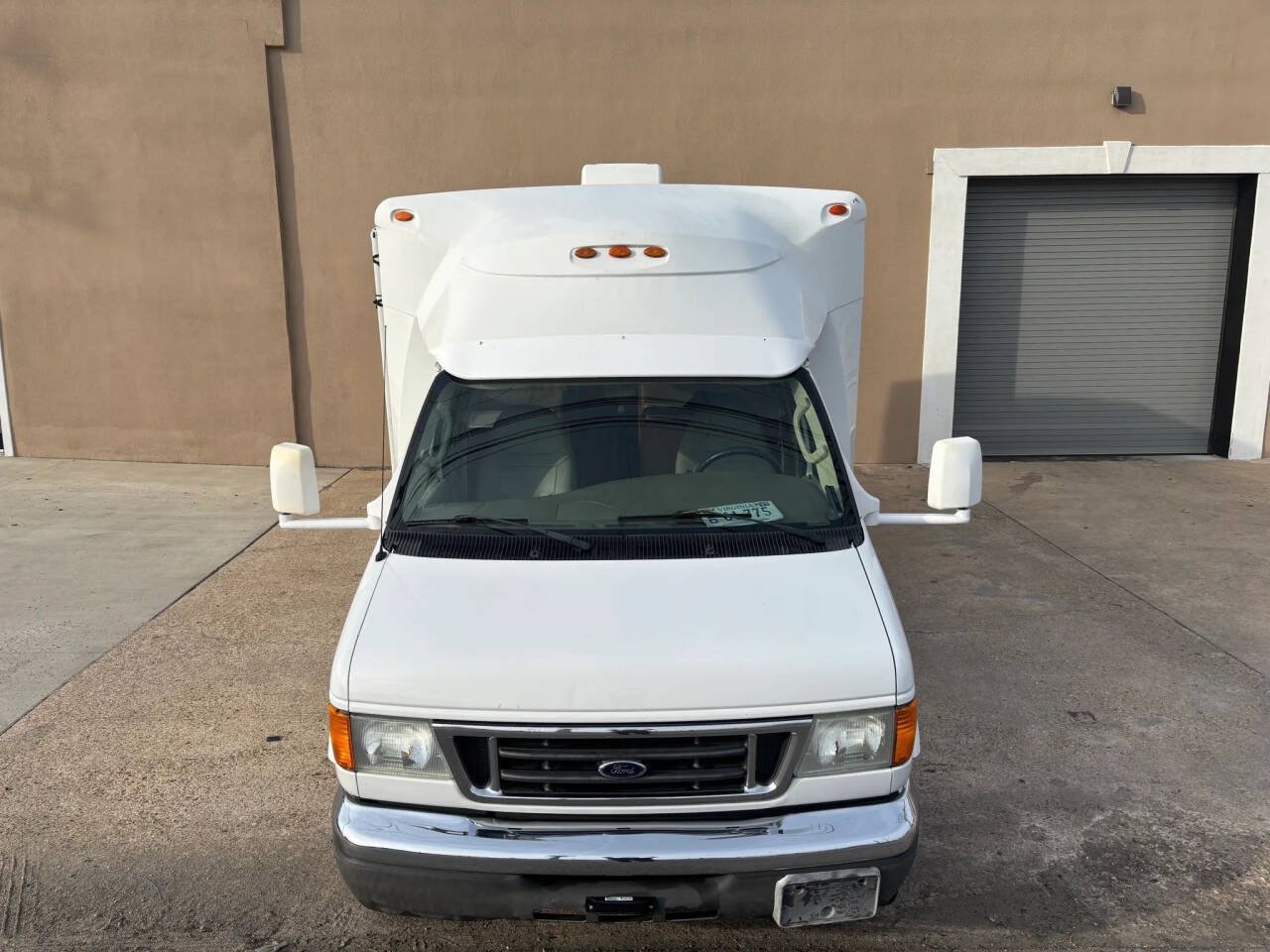 Used 2007 Ford E-450 and Econoline 450 RWD image 10