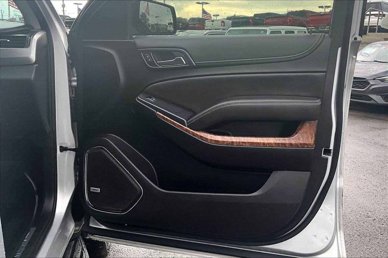 Used 2019 Chevrolet Tahoe Premier AWD/4WD image 25