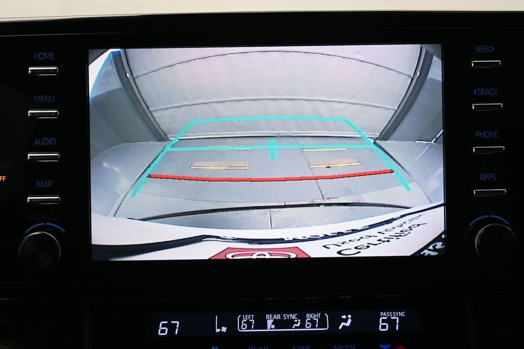 Used 2021 Toyota Sienna XSE w/ XSE Plus Package FWD image 20