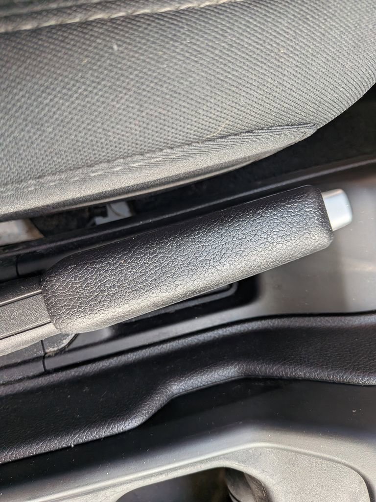 Used 2022 Jeep Wrangler Unlimited Sport image 26