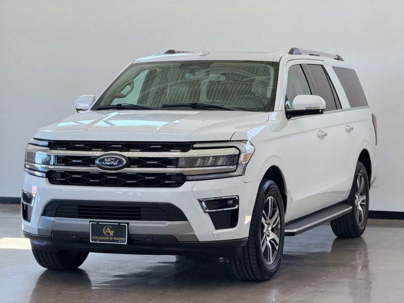 Used 2022 Ford Expedition Max Limited RWD image 3