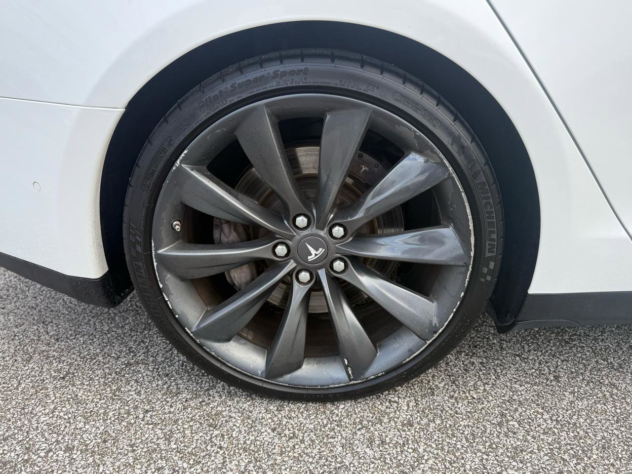 Used 2016 Tesla Model S 85D image 49