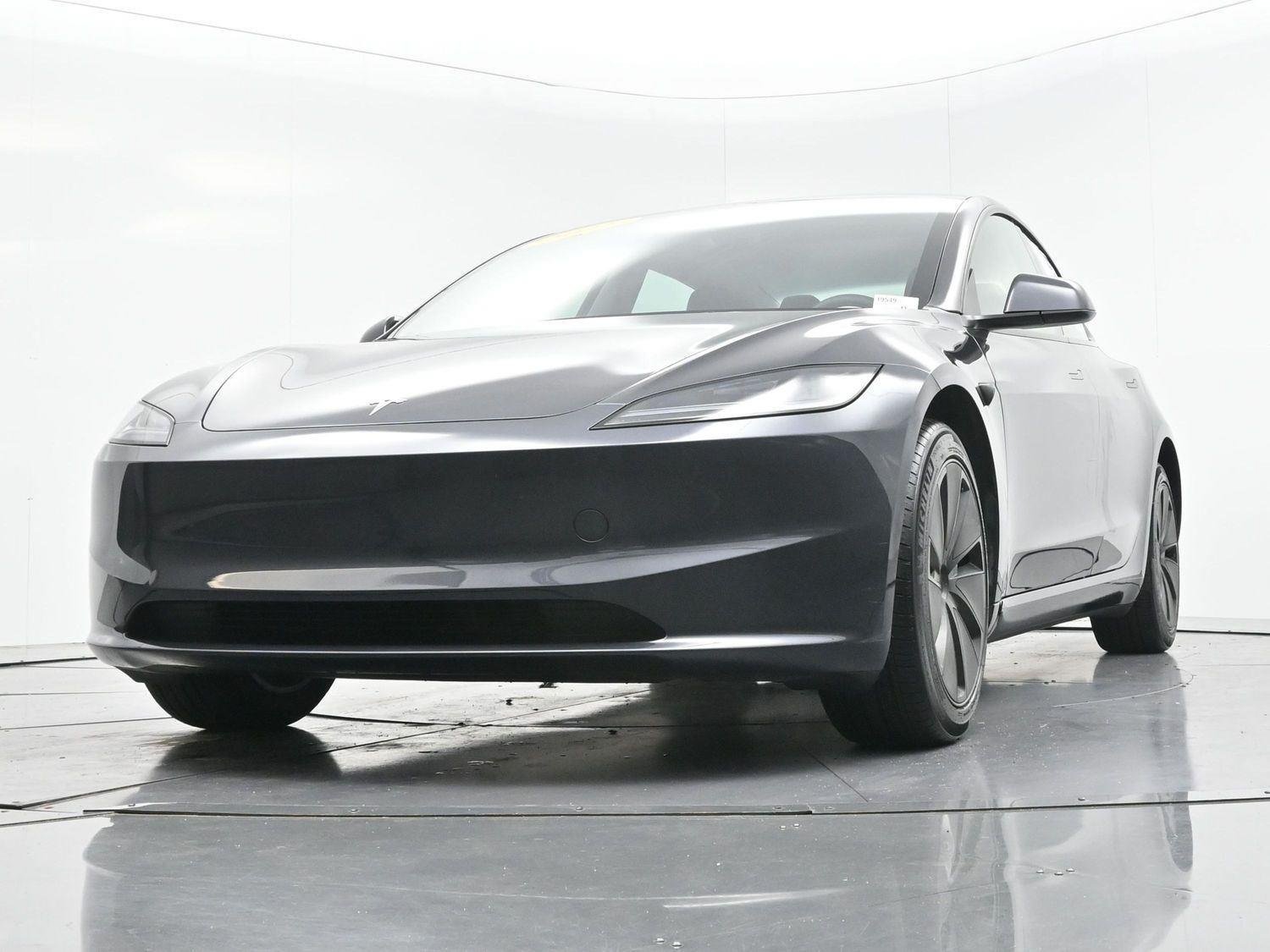 Used 2025 Tesla Model 3 Long Range RWD image 44