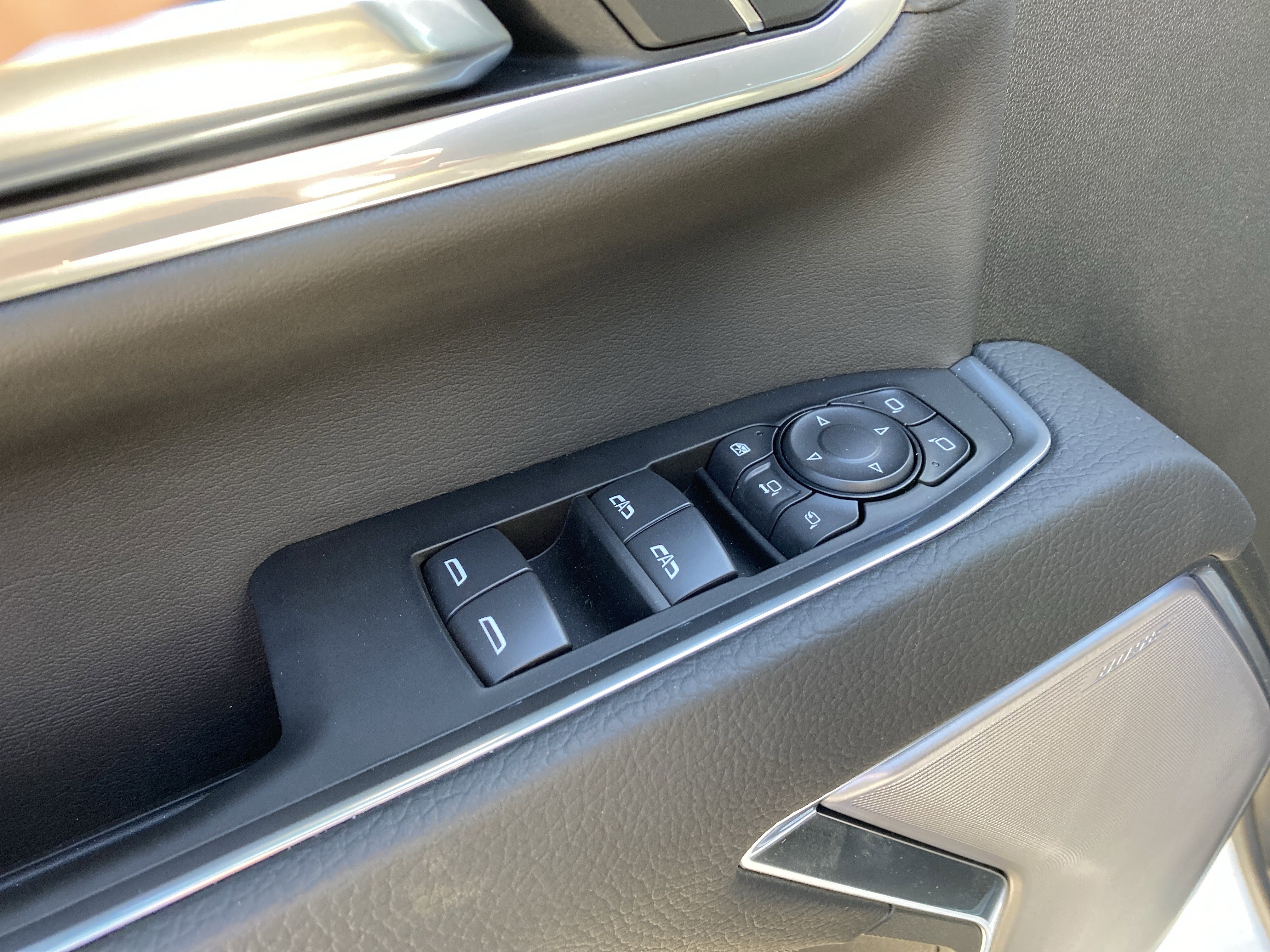 Used 2026 GMC Sierra 3500 Denali w/ Denali Reserve Package image 25