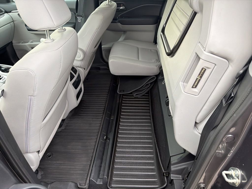 Used 2017 Honda Ridgeline RTL image 12