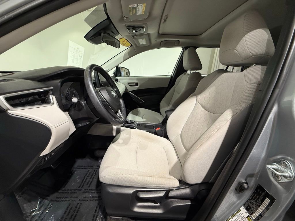 Certified 2023 Toyota Corolla Cross LE image 13