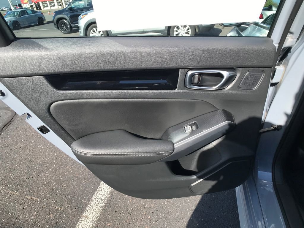 Certified 2024 Honda Civic Touring image 24