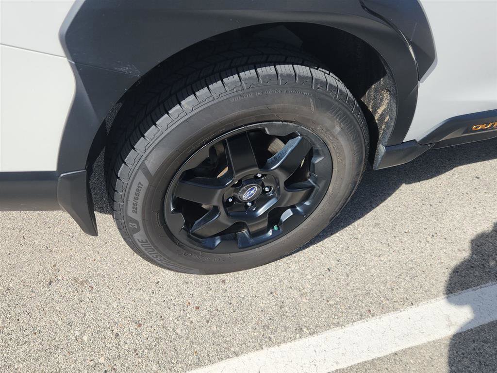 Used 2022 Subaru Outback Wilderness w/ Wilderness Package image 5