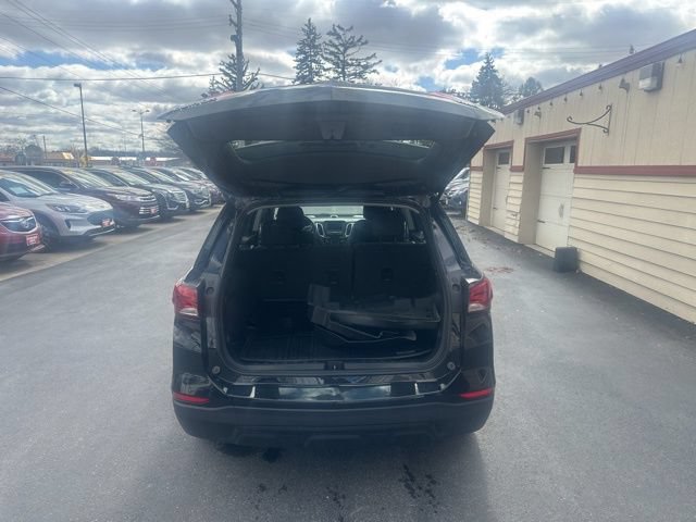 Used 2023 Chevrolet Equinox LS w/ LPO, Floor Liner Package AWD/4WD image 16