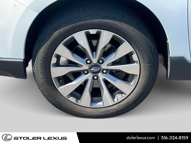 Used 2017 Subaru Outback 2.5i Touring AWD/4WD image 9