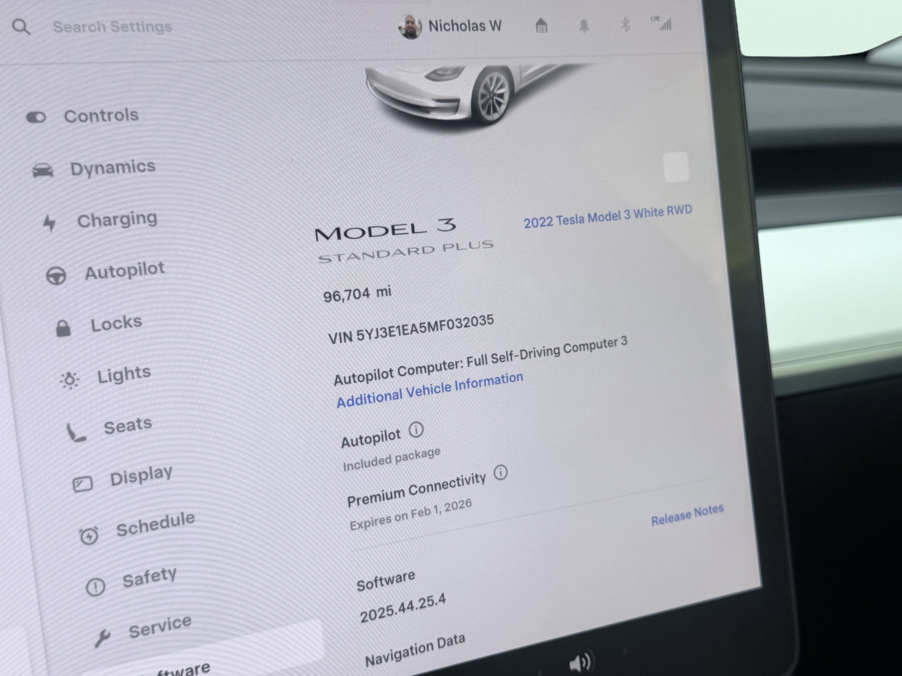 Used 2021 Tesla Model 3 Standard Range Plus image 3