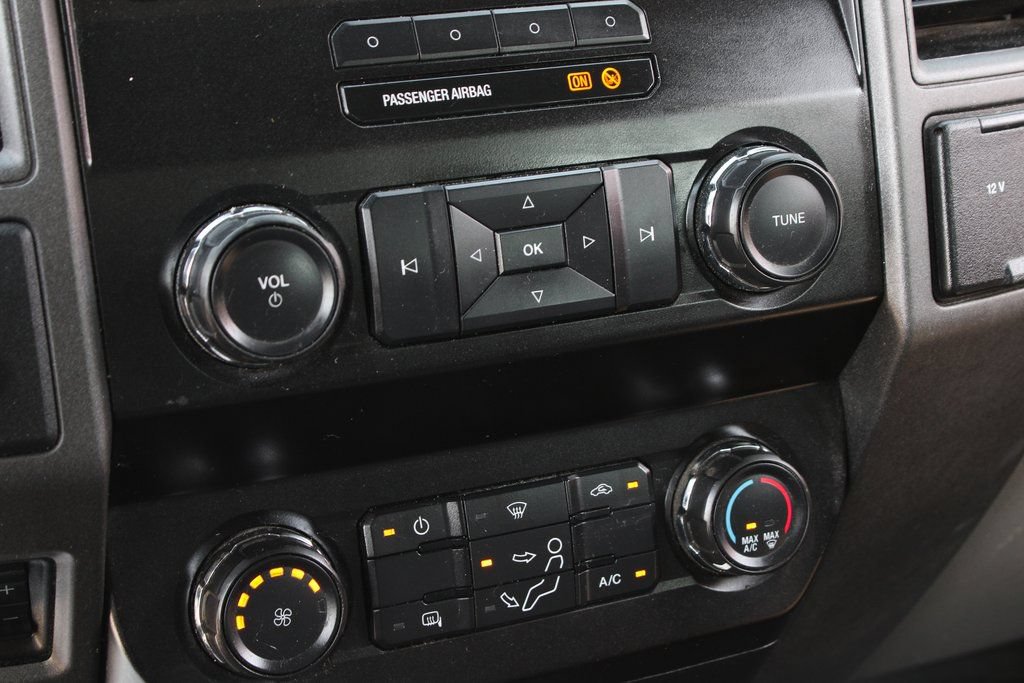 Used 2019 Ford F550 2WD Crew Cab Super Duty image 27