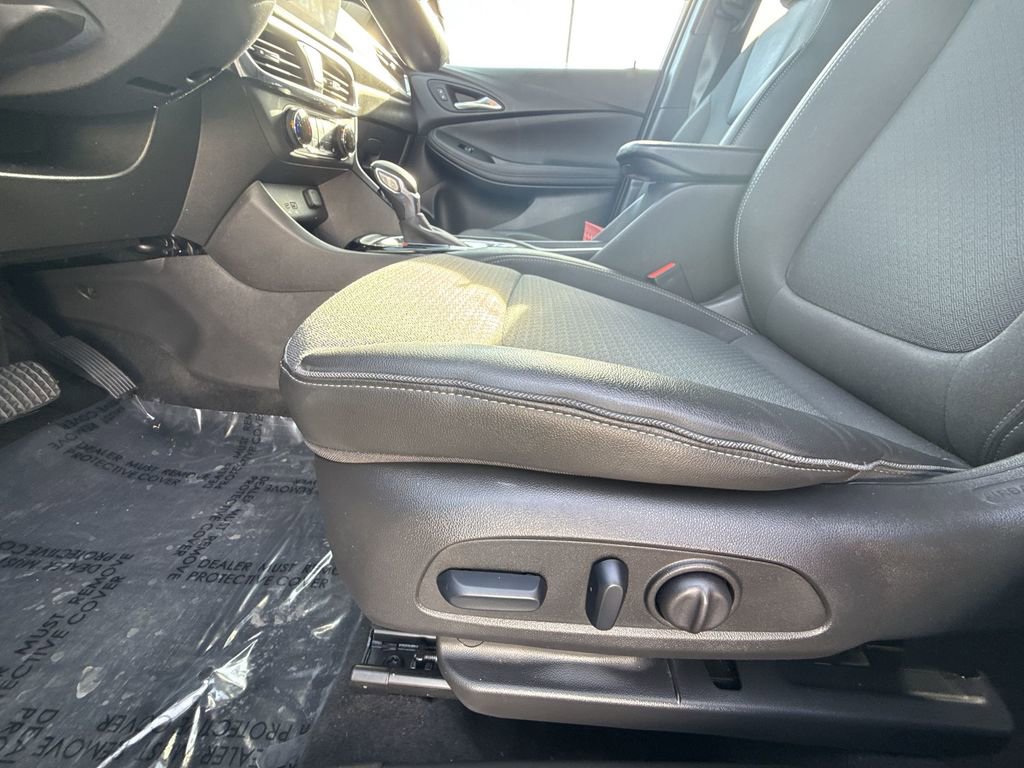Used 2024 Buick Encore GX Preferred w/ Comfort Package image 12