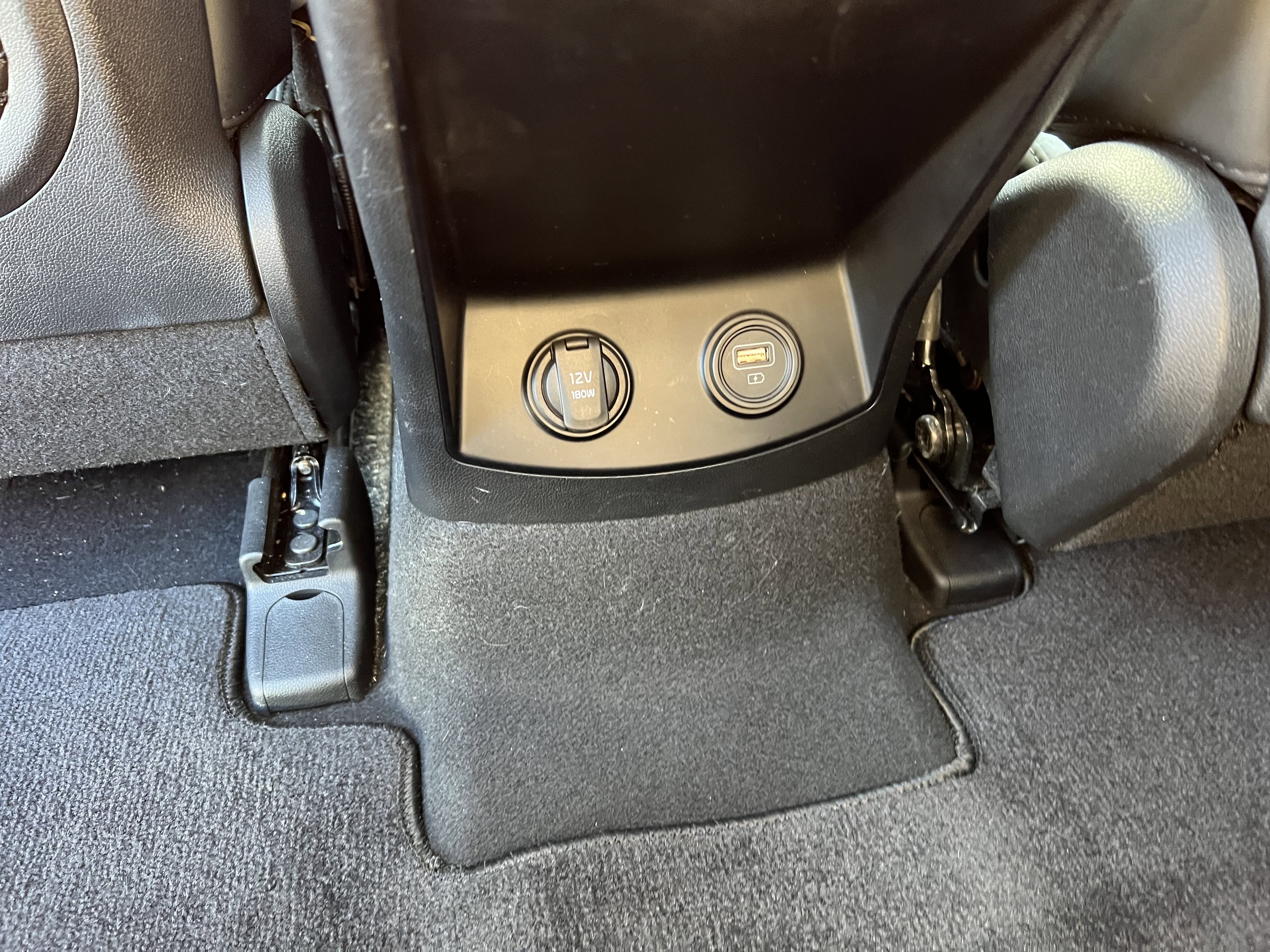 Used 2021 Kia Sorento EX image 13