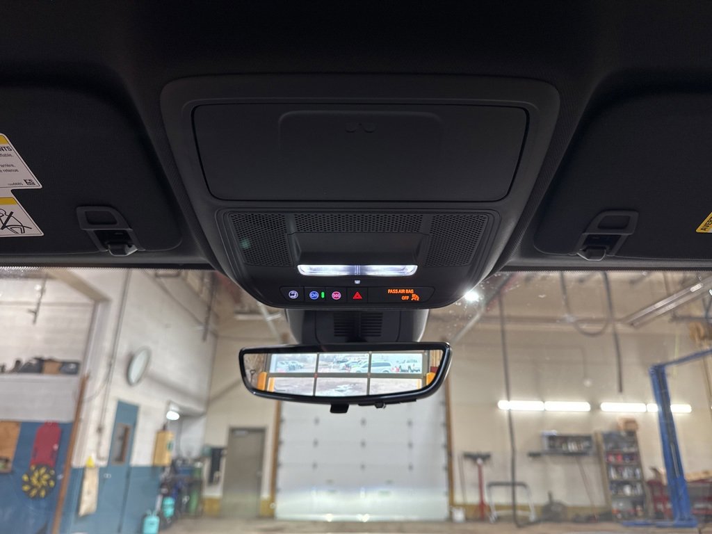 New 2026 Chevrolet Equinox ACTIV w/ Convenience Package III image 40