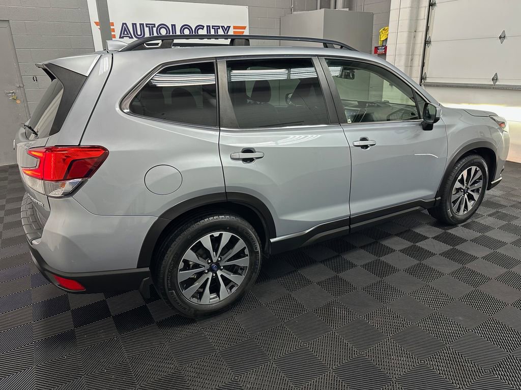 Used 2022 Subaru Forester Limited AWD/4WD image 11