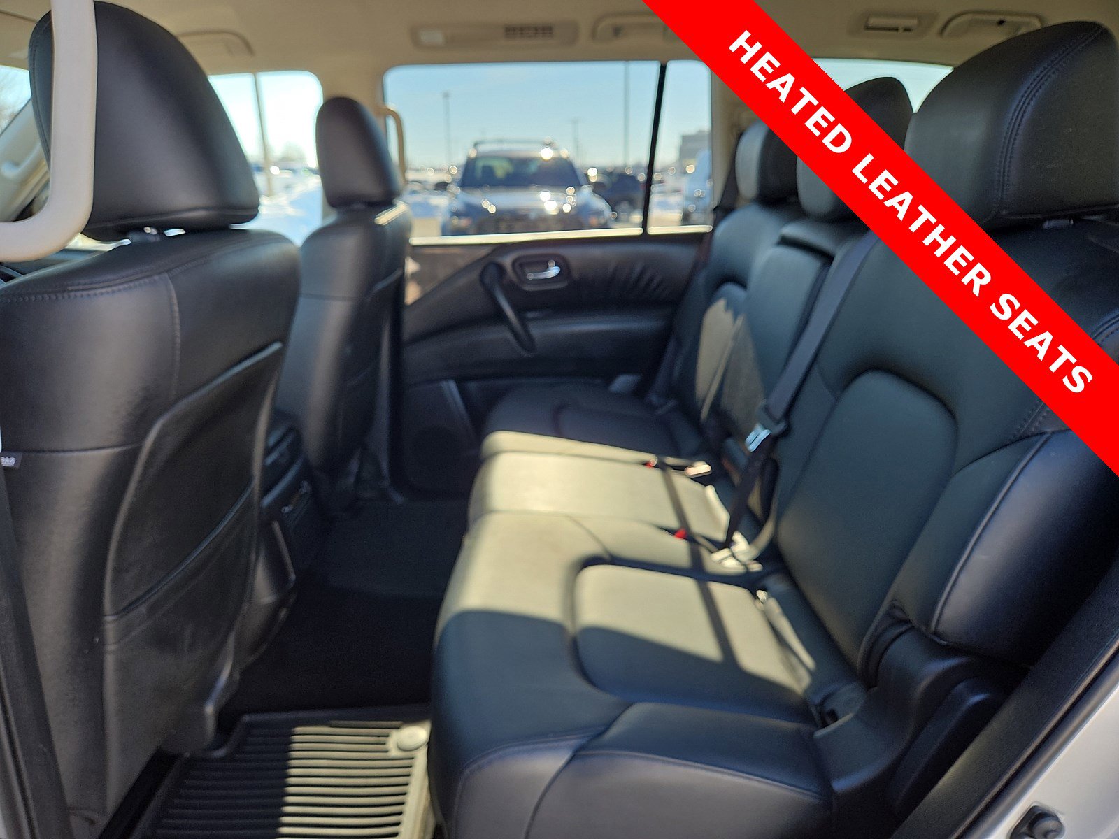Used 2024 Nissan Armada SV image 11