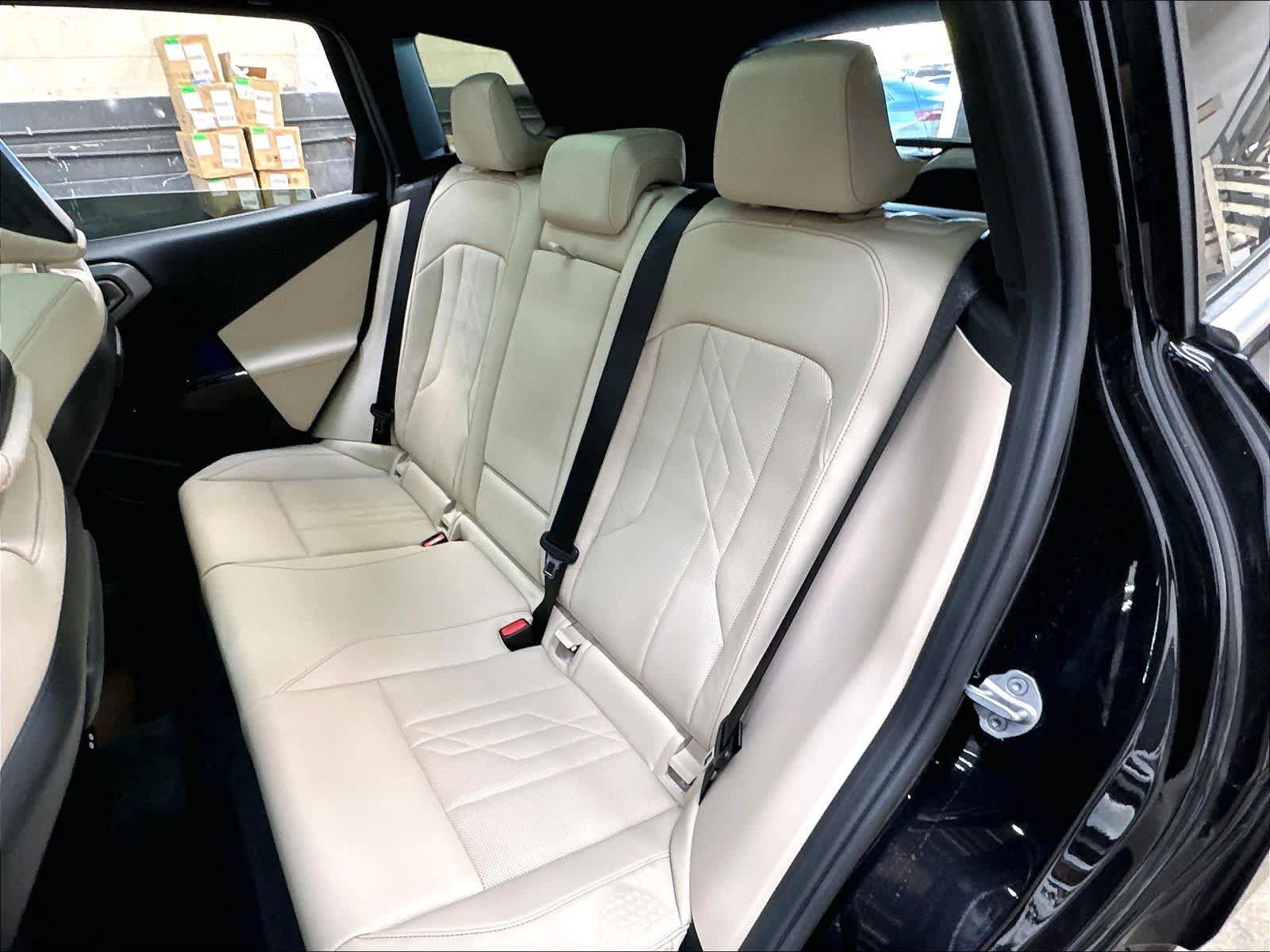 Used 2026 BMW X3 xDrive30i w/ Premium Package AWD/4WD image 28
