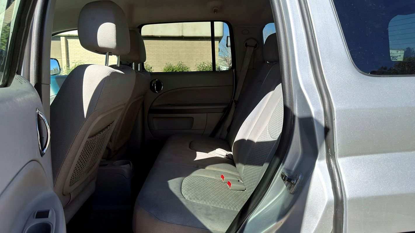 Used 2011 Chevrolet HHR LT FWD image 18