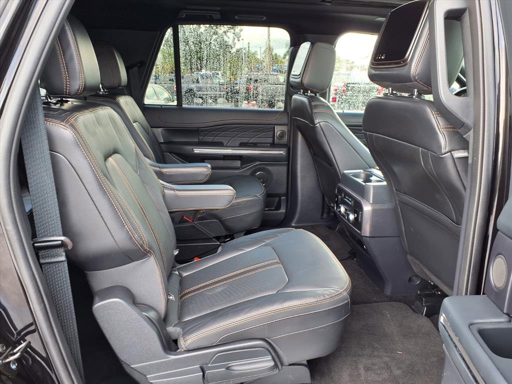 Used 2022 Ford Expedition Max Platinum image 16