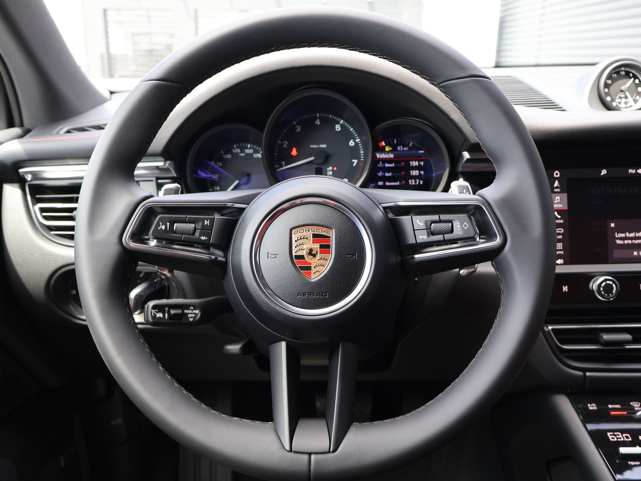 New 2026 Porsche Macan AWD/4WD image 15