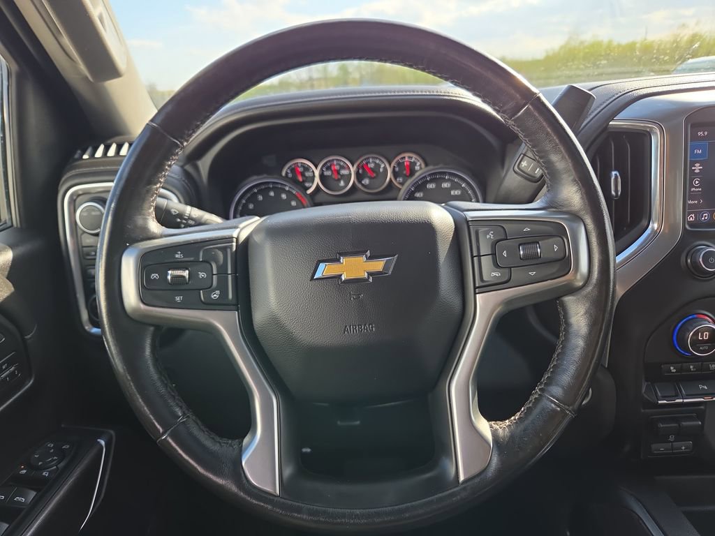 Certified 2022 Chevrolet Silverado 1500 LTZ AWD/4WD image 13
