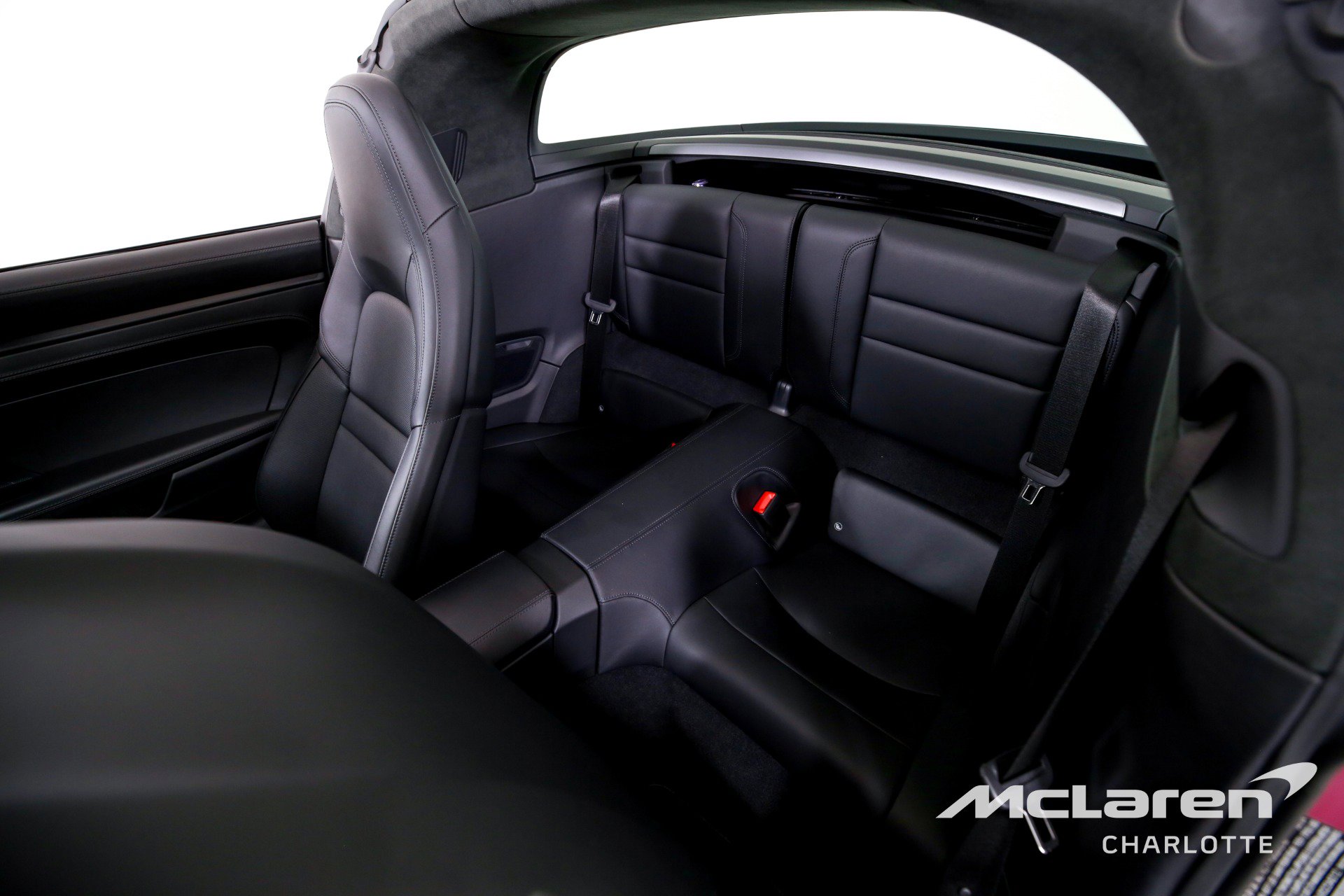 Used 2024 Porsche 911 Targa 4 GTS w/ Premium Package image 17