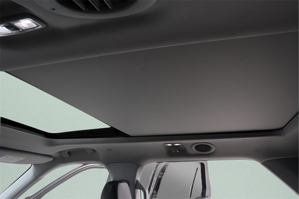 Used 2021 Ford Explorer Limited image 9