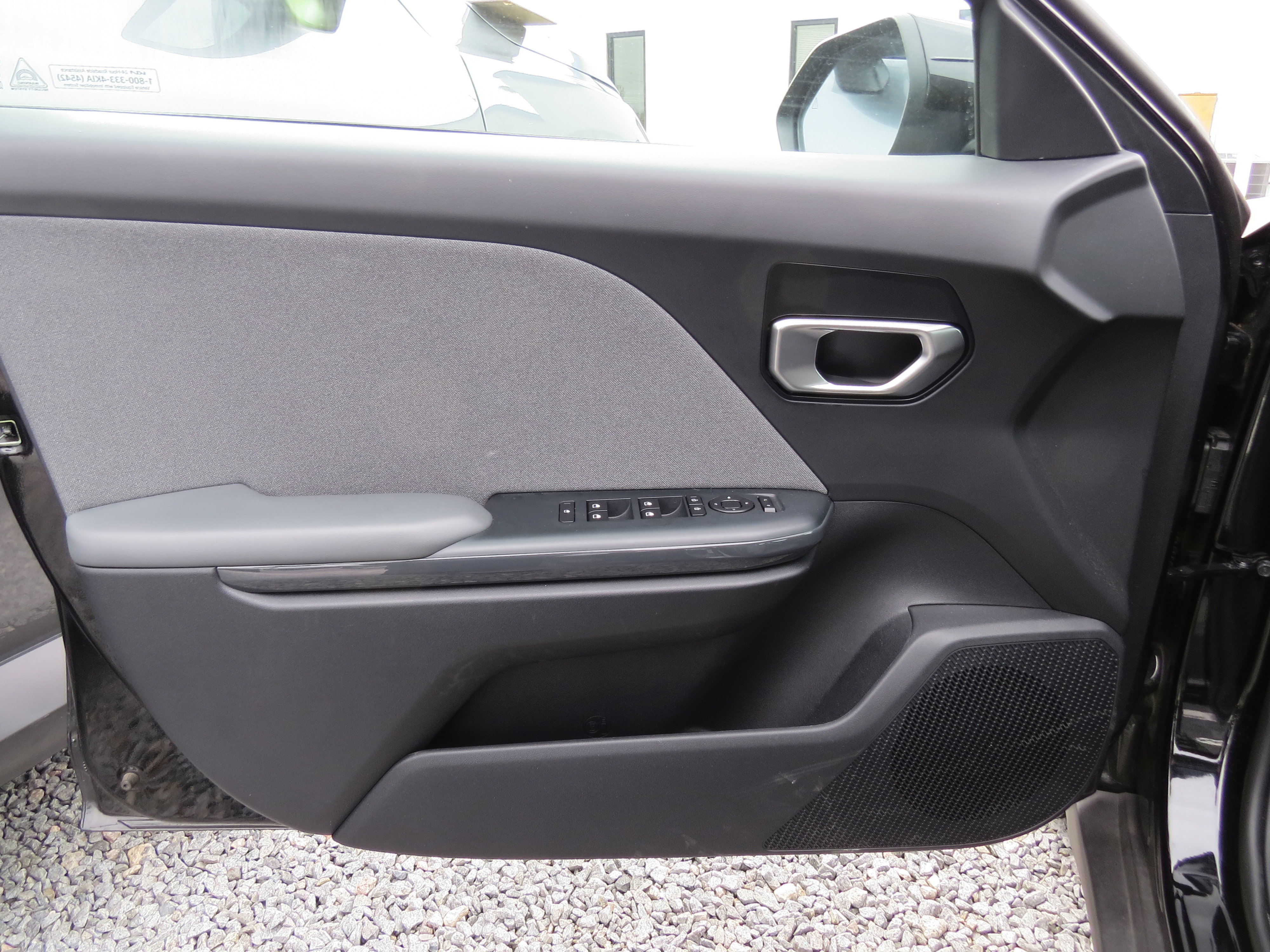 Used 2025 Kia K4 EX image 12