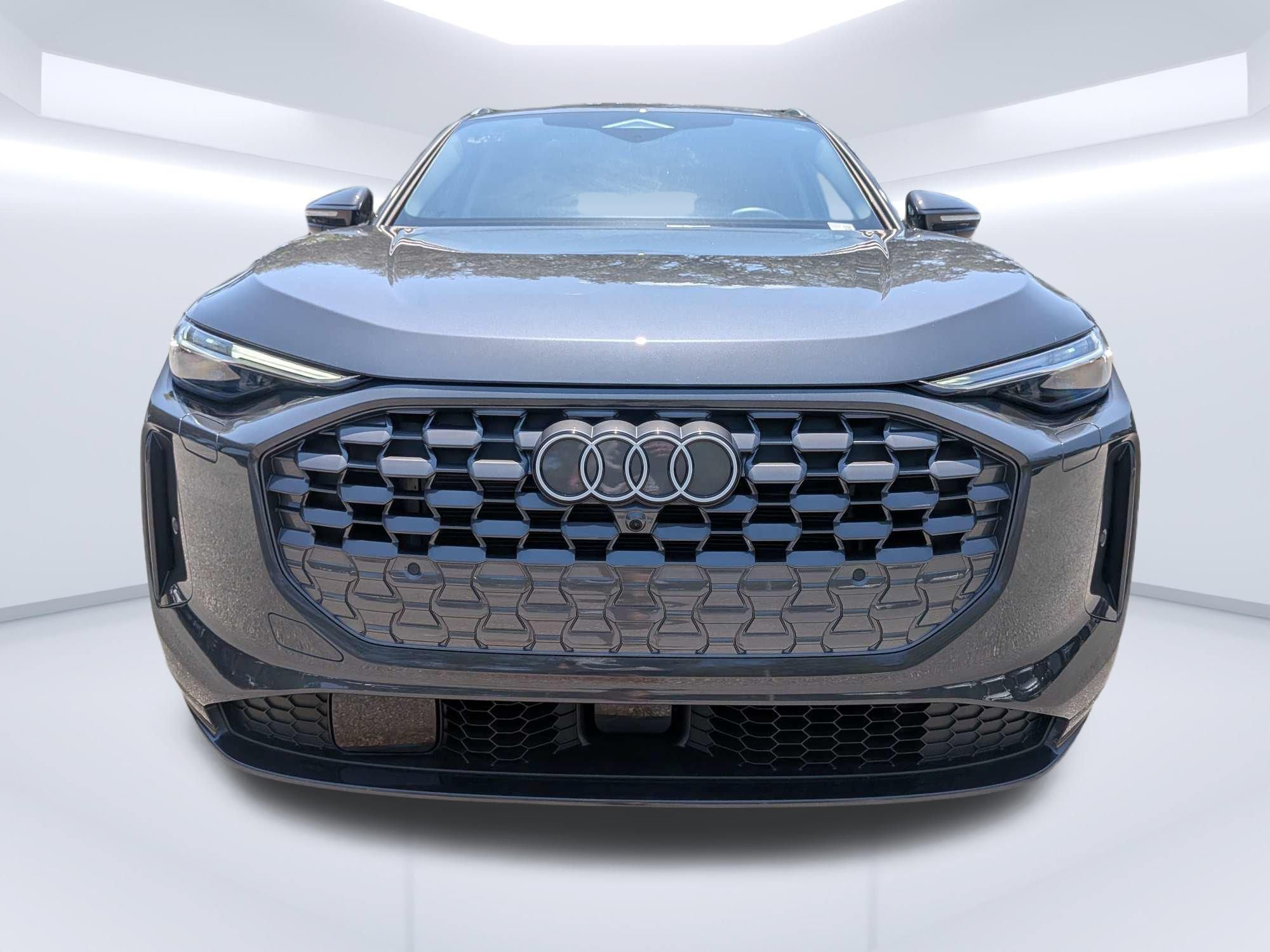 Certified 2025 Audi Q5 Premium Plus w/ Premium Plus AWD/4WD image 8