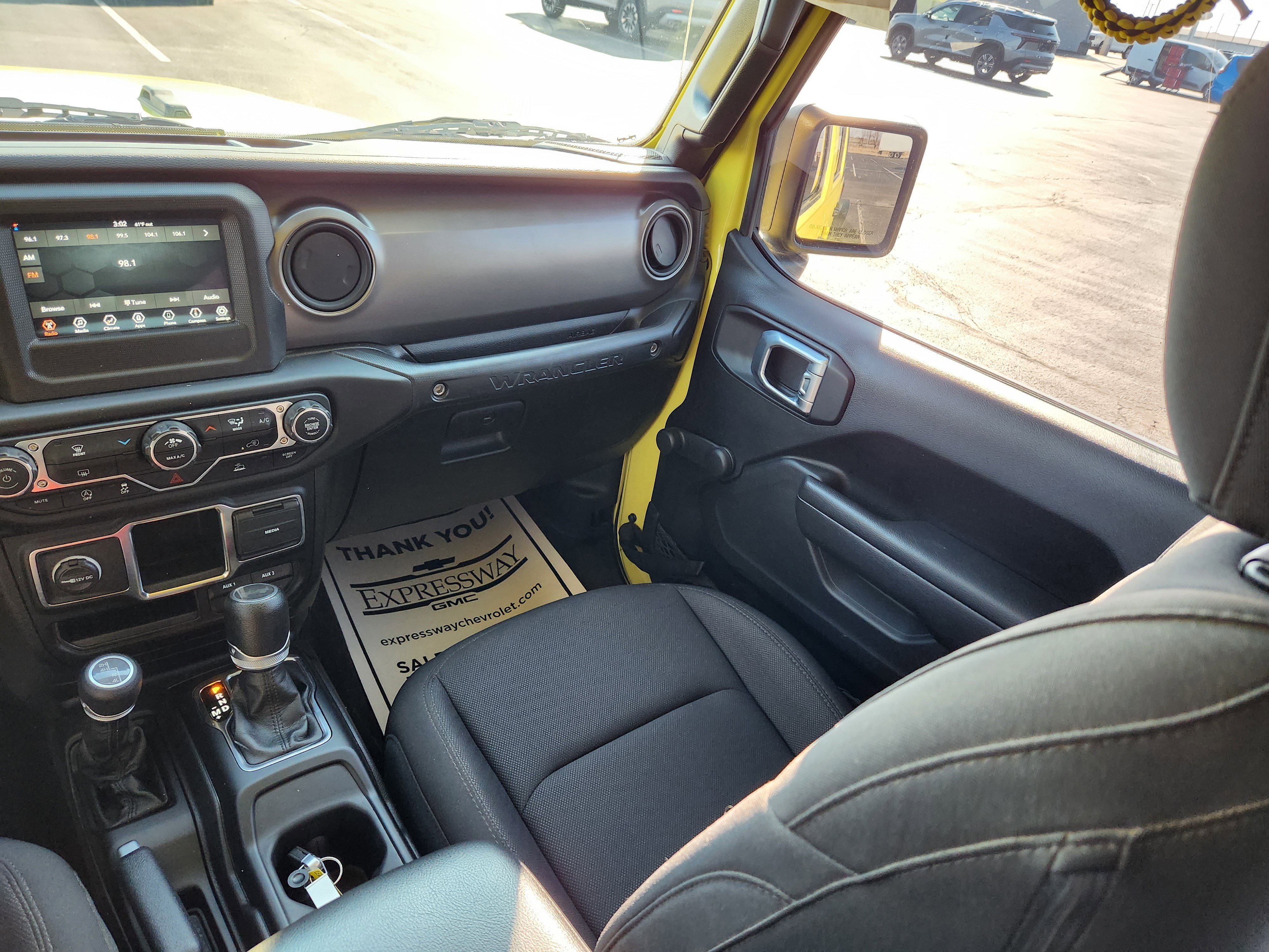 Used 2023 Jeep Wrangler Unlimited Sport AWD/4WD image 16